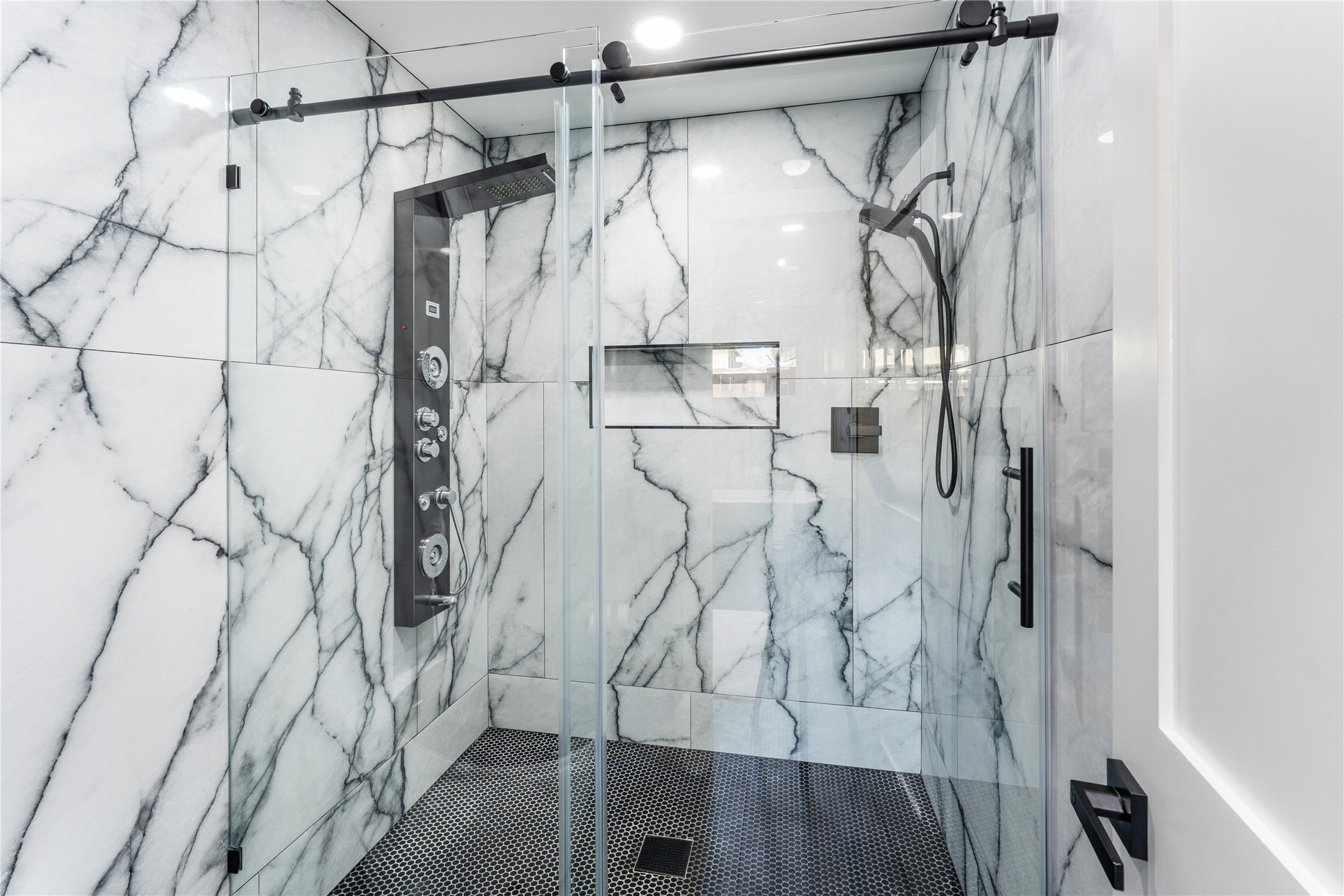 6623 Housman Houston, TX 77055 - Photo 26 of 38