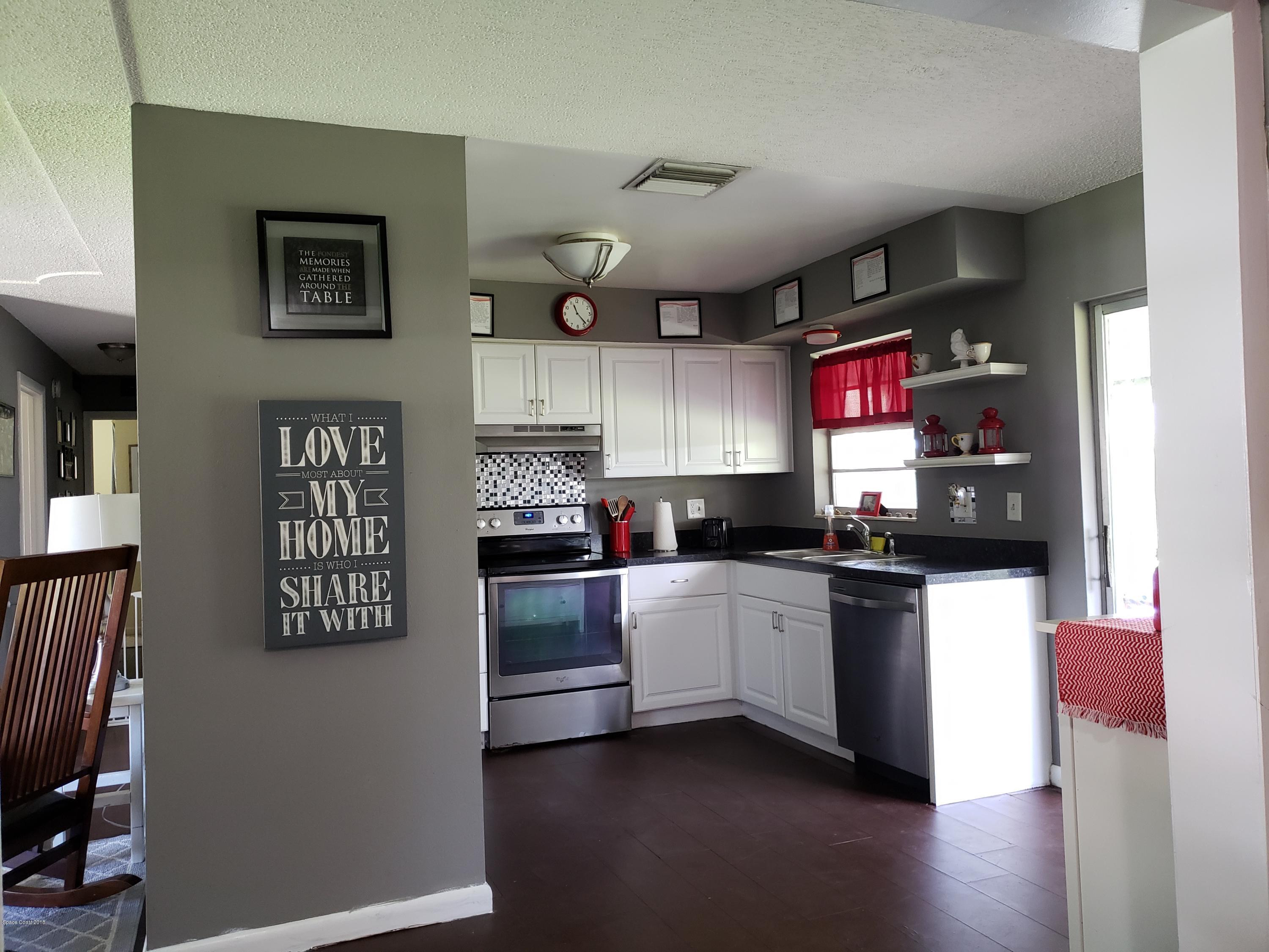 284 Sylvia Road West Melbourne, FL 32904 - Photo 6 of 18 20180622_112123