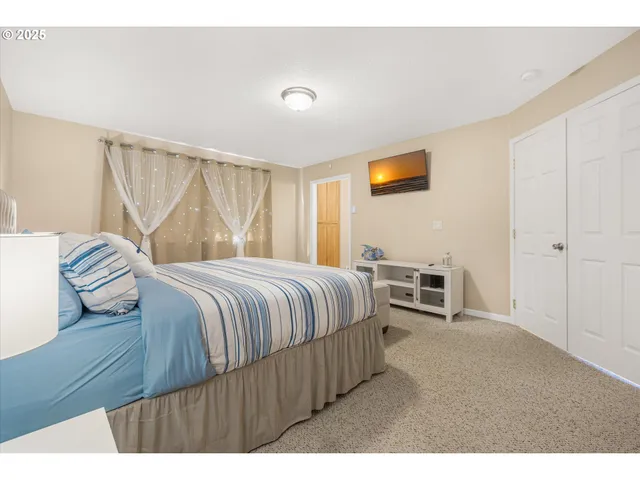 $675,000 | 34320 Cape Kiwanda Drive, Pacific City, OR 97135