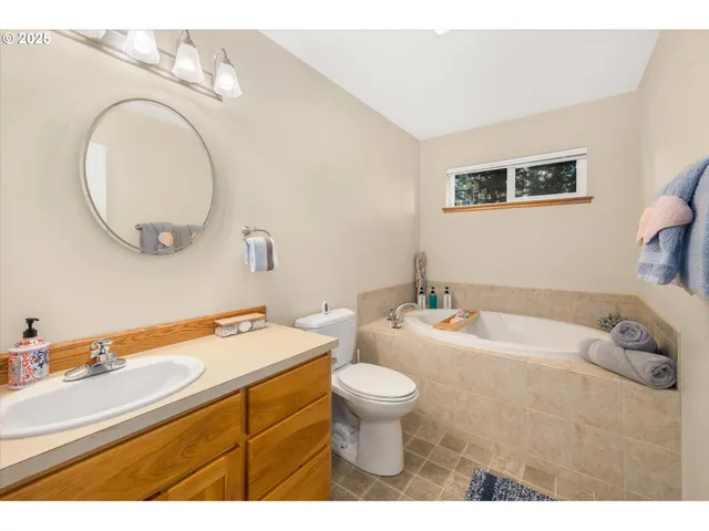 $675,000 | 34320 Cape Kiwanda Drive, Pacific City, OR 97135