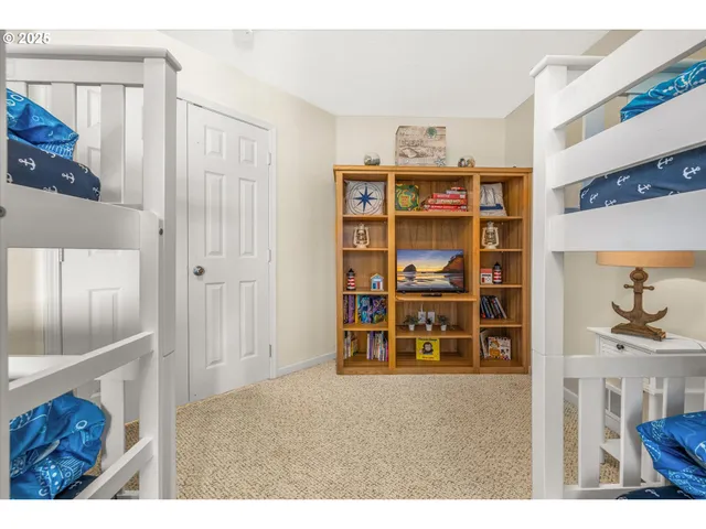 $675,000 | 34320 Cape Kiwanda Drive, Pacific City, OR 97135