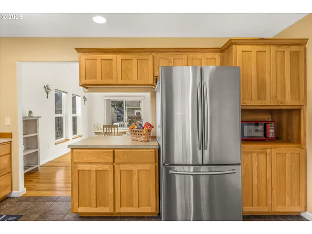 $675,000 | 34320 Cape Kiwanda Drive, Pacific City, OR 97135