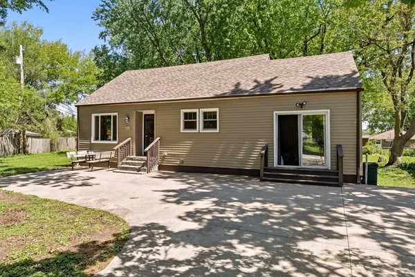 $154,000 | 3804 15th Street B, Moline, IL 61265