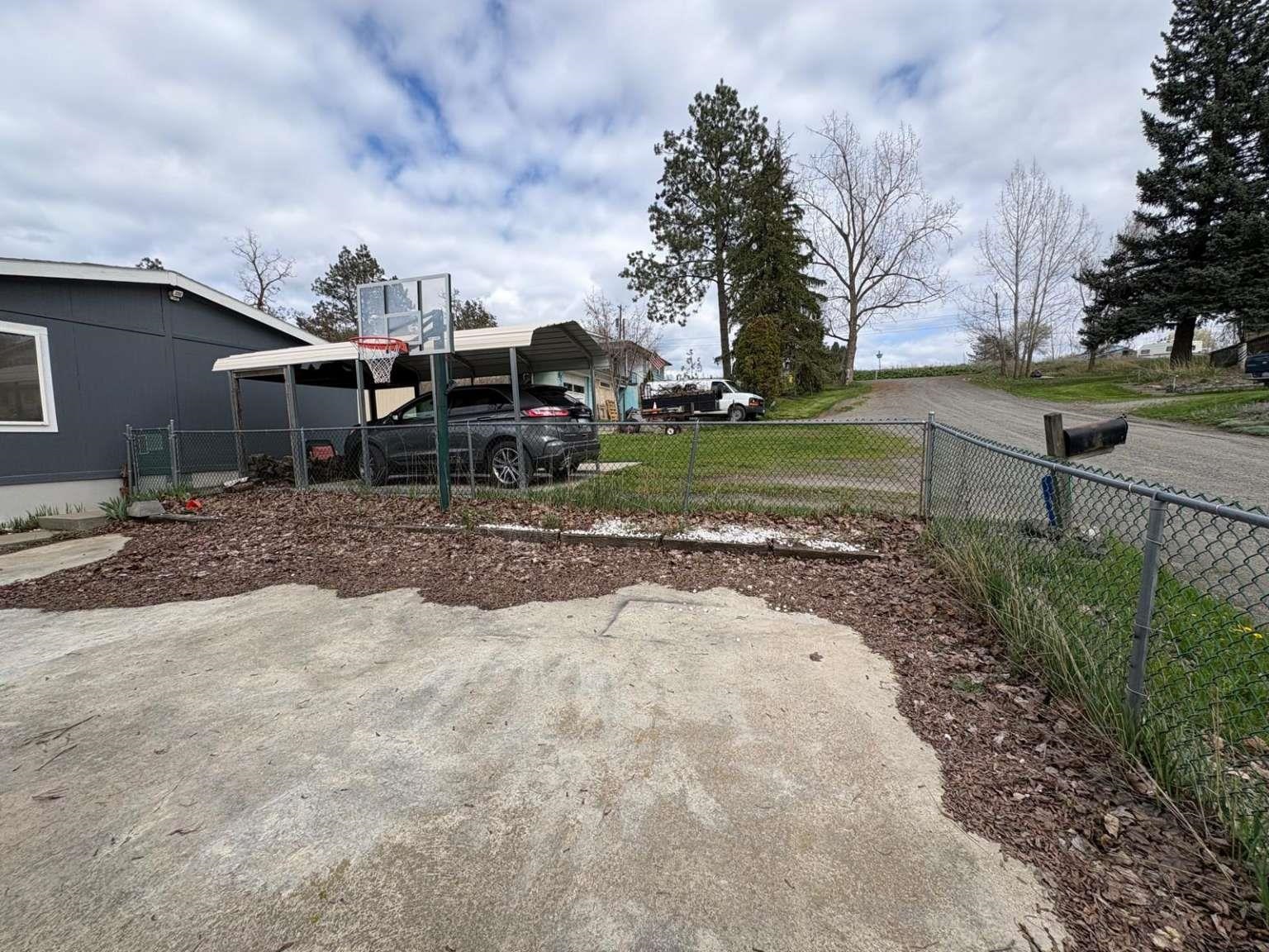 12916 West 2nd Avenue Cheney, WA 99004 - Photo 2 of 34