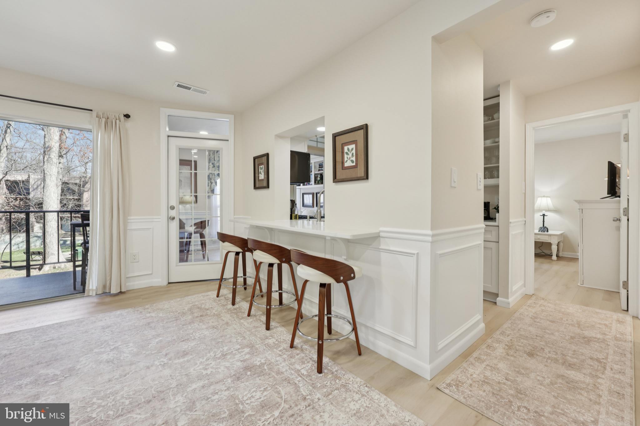 8310 Tobin Road, Unit 21 Annandale, VA 22003 - Photo 3 of 18 Living Room