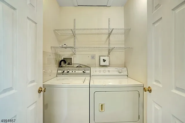 $5,250 | 4 Gloede Court, Parsippany, NJ 07054