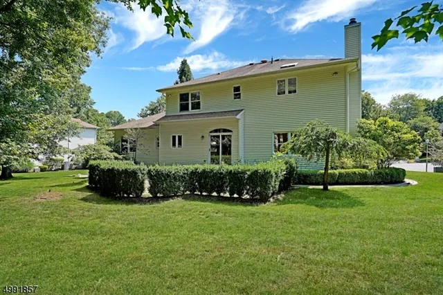 $5,250 | 4 Gloede Court, Parsippany, NJ 07054