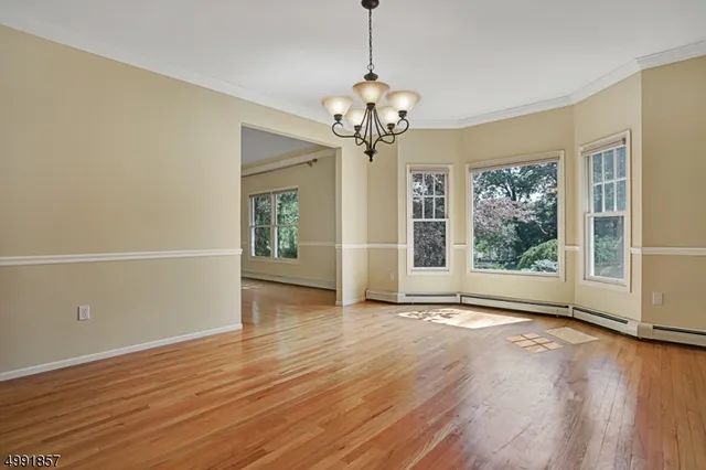 $5,250 | 4 Gloede Court, Parsippany, NJ 07054