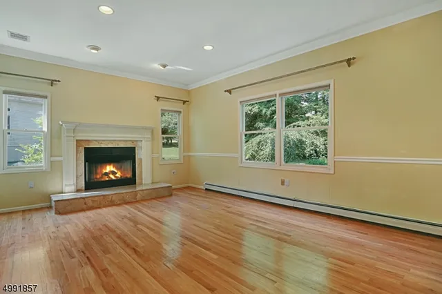 $5,250 | 4 Gloede Court, Parsippany, NJ 07054