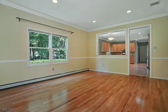 $5,250 | 4 Gloede Court, Parsippany, NJ 07054