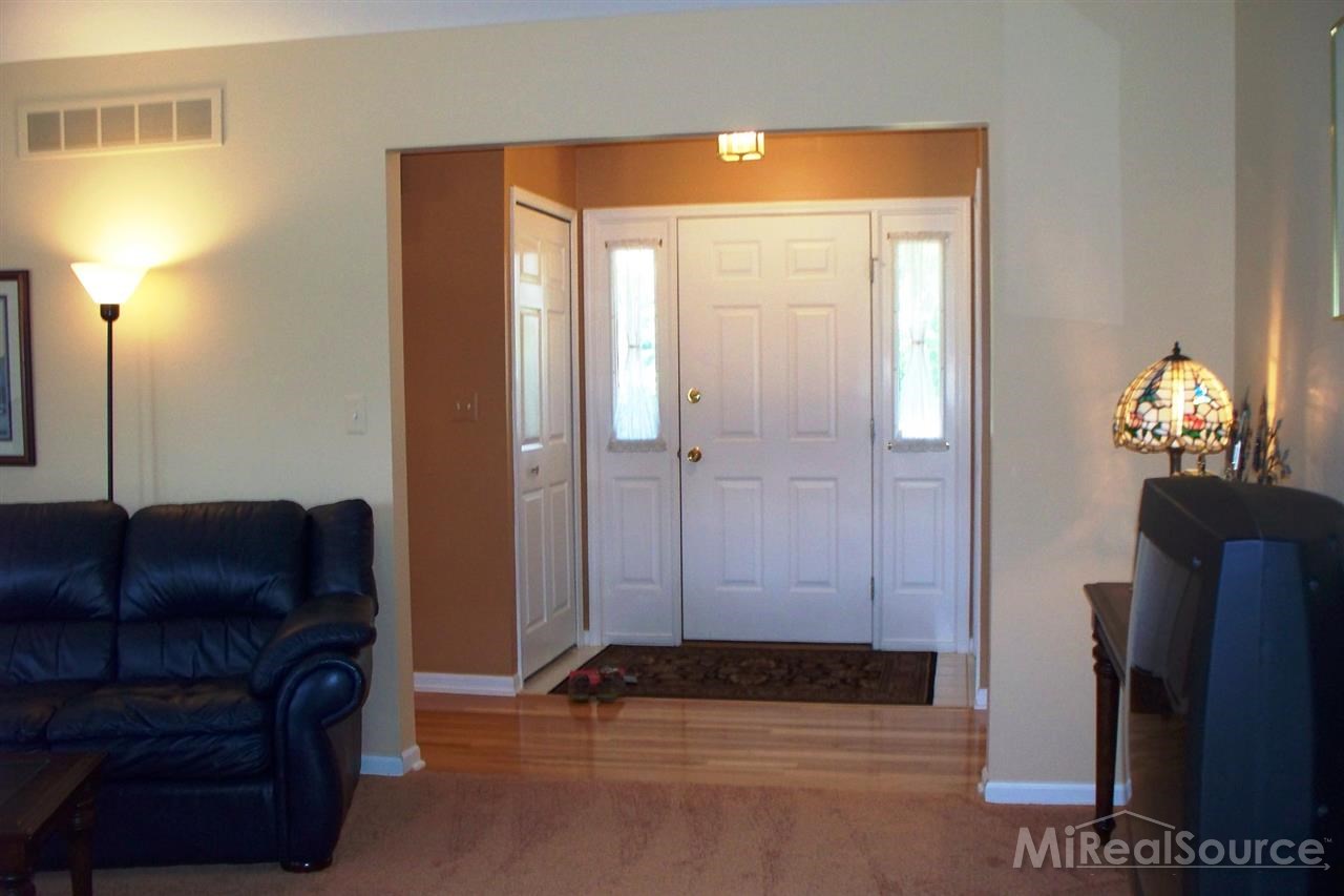 2230 River Road St. Clair, MI 48079 - Photo 12 of 28 31200116-11.JPG