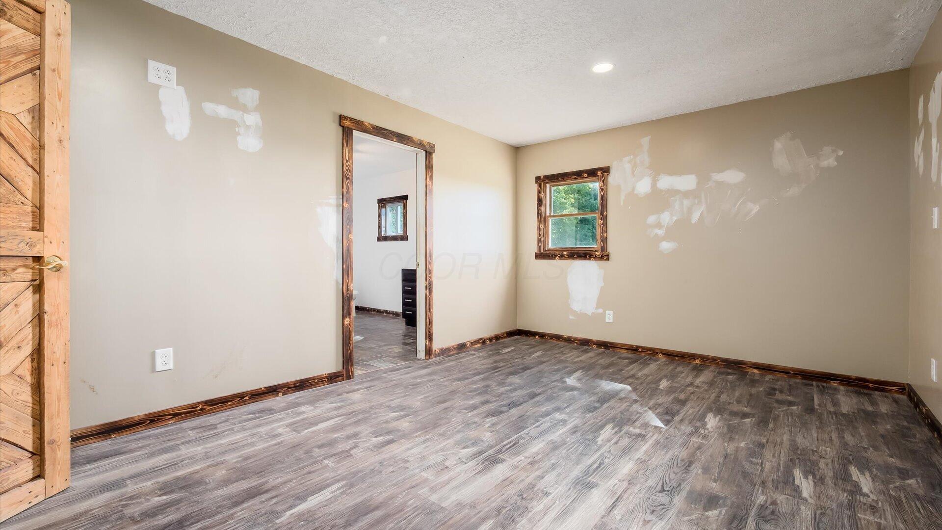 6665 County Road 54 Road Mount Perry, OH 43760 - Photo 16 of 68 Primary