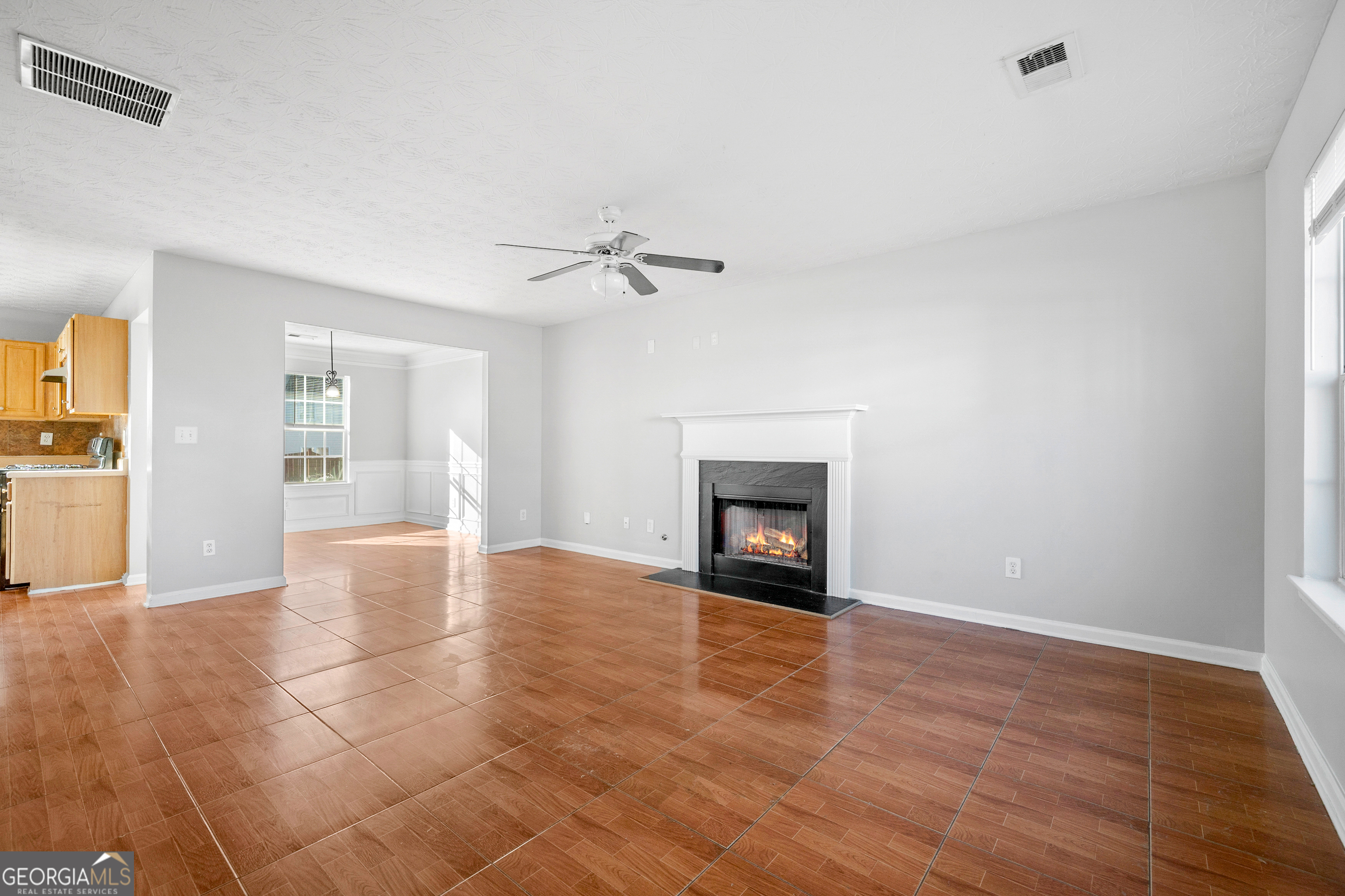 110 Greenway Drive Covington, GA 30016 - Photo 4 of 30