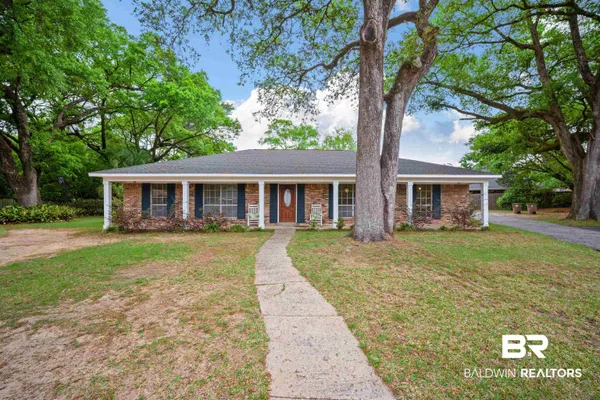 $283,900 | 705 Oak Field Drive, Mobile, AL 36609