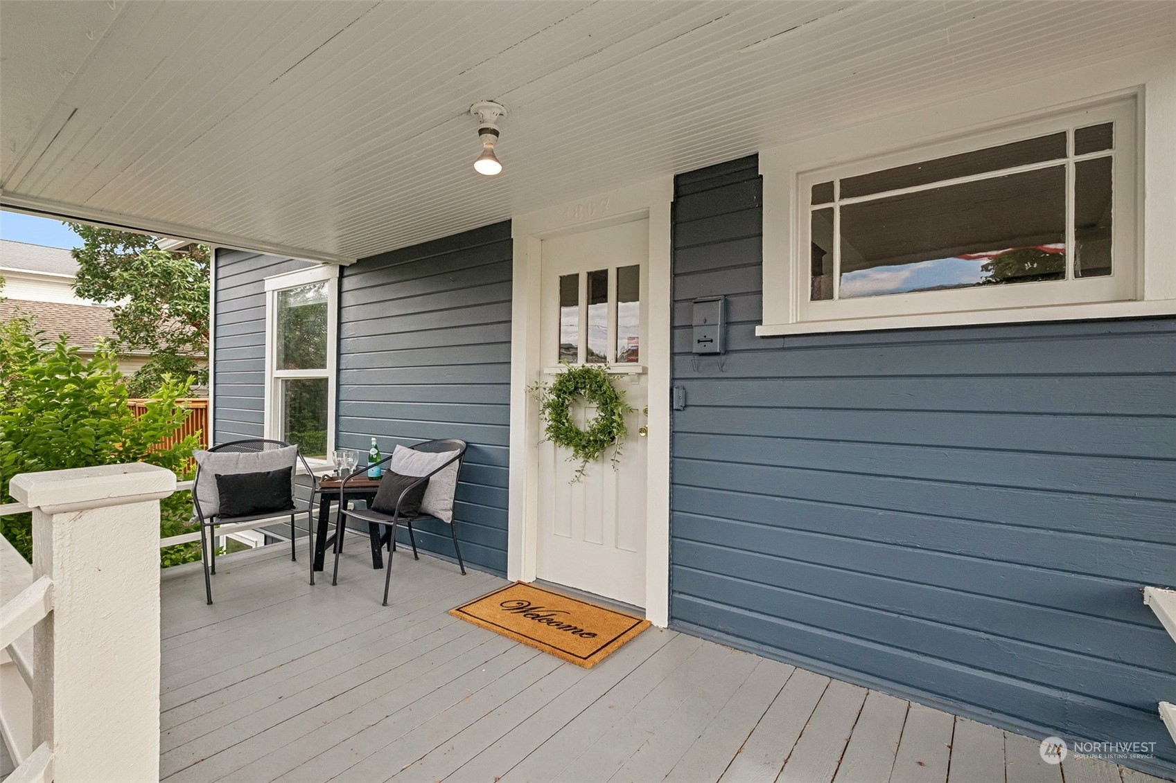 1807 Marion Street Enumclaw, WA 98022 - Photo 4 of 32