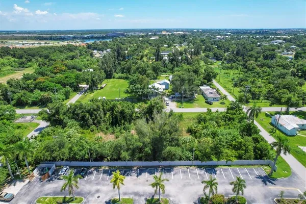 an aerial view of a yard