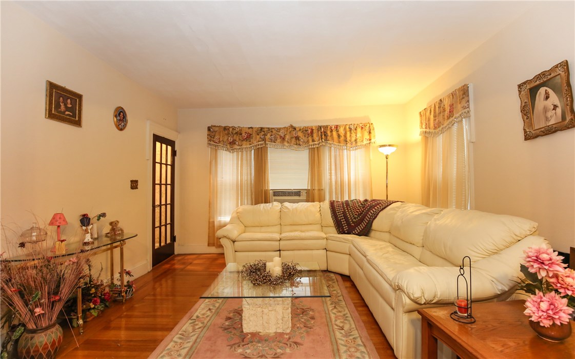 74 Summer Street Woonsocket, RI 02895 - Photo 7 of 39 1st floor living room