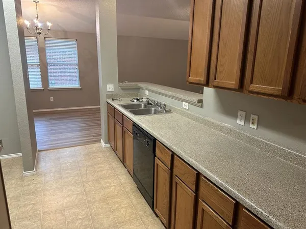 $1,950 | 308 Chinaberry Trail, Forney, TX 75126