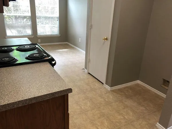 $1,950 | 308 Chinaberry Trail, Forney, TX 75126