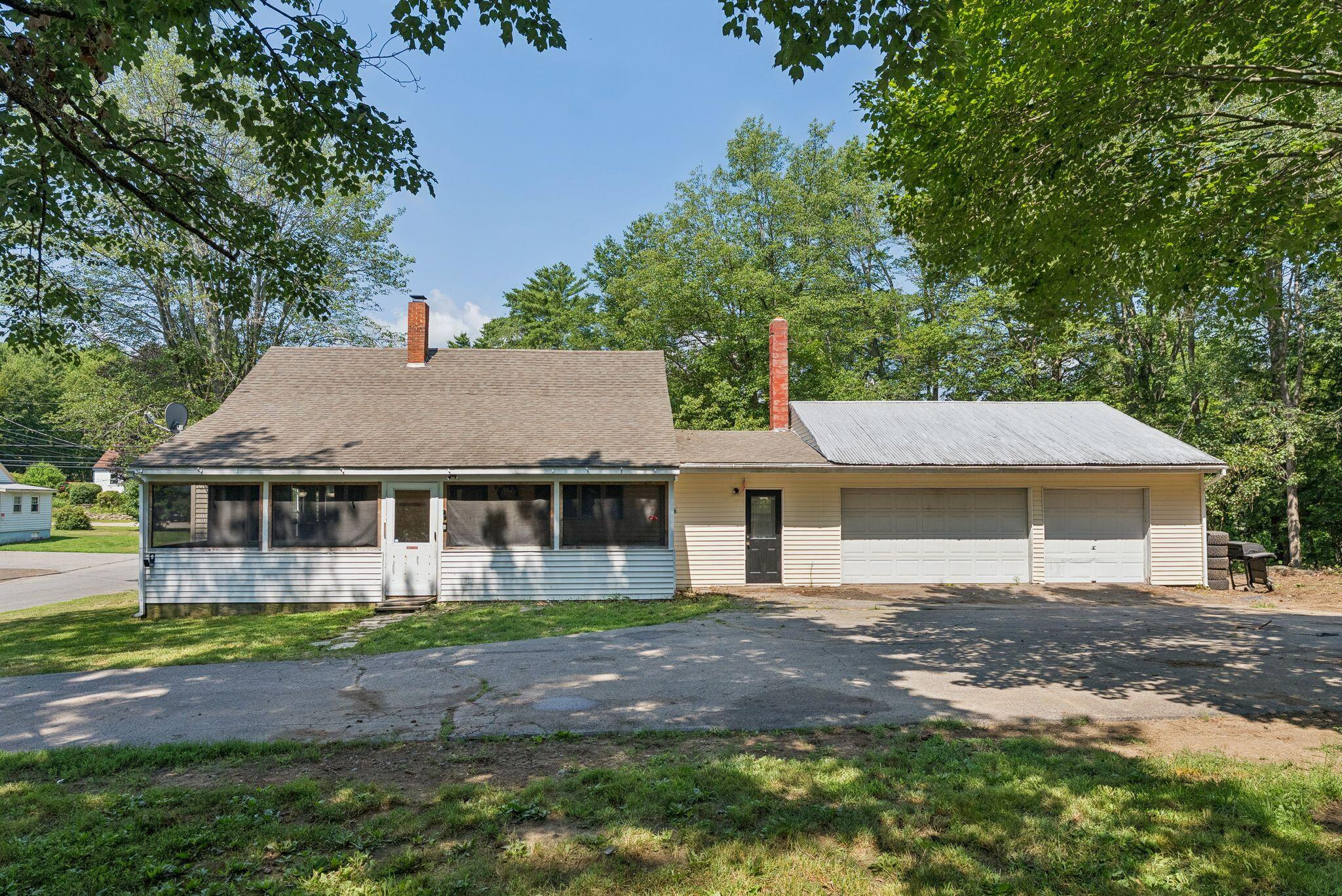 4 Roosevelt Street Springvale, ME 04083 - Photo 3 of 42 Exterior
