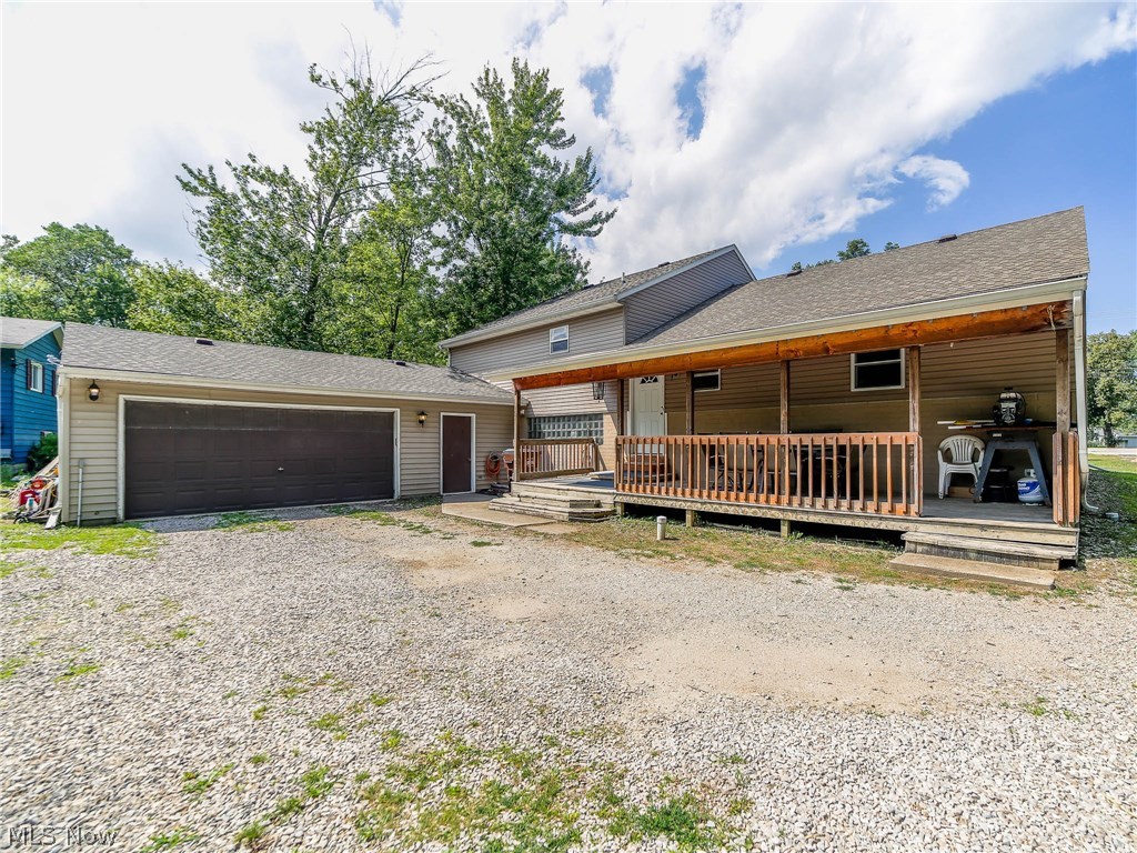 38145 Chestnut Ridge Road Elyria, OH 44035 - Photo 3 of 32 Gallery Image 3