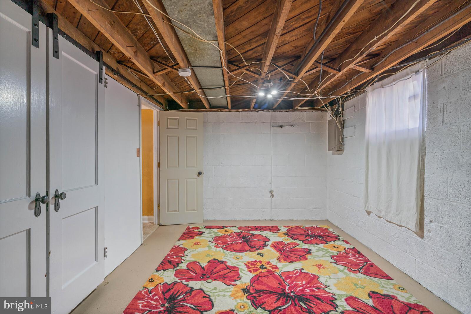 4015 Roberts Road Fairfax, VA 22032 - Photo 29 of 38 Gallery Image 29