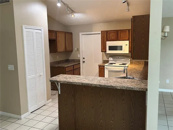 $316,500 | 1244 Creek Woods Circle, St. Cloud, FL 34772