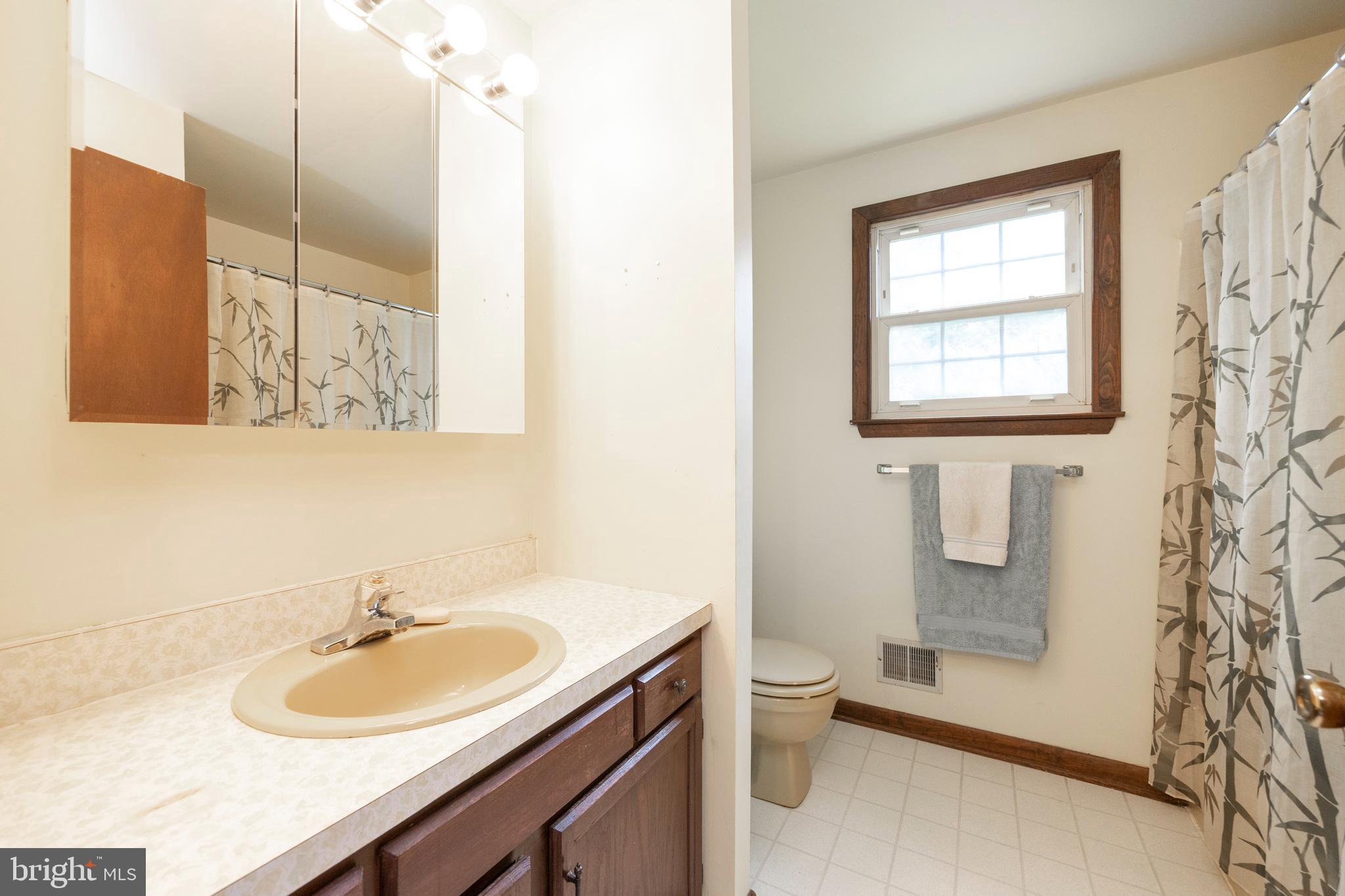 1352 Ridgeview Circle Downingtown, PA 19335 - Photo 27 of 45 Gallery Image 27