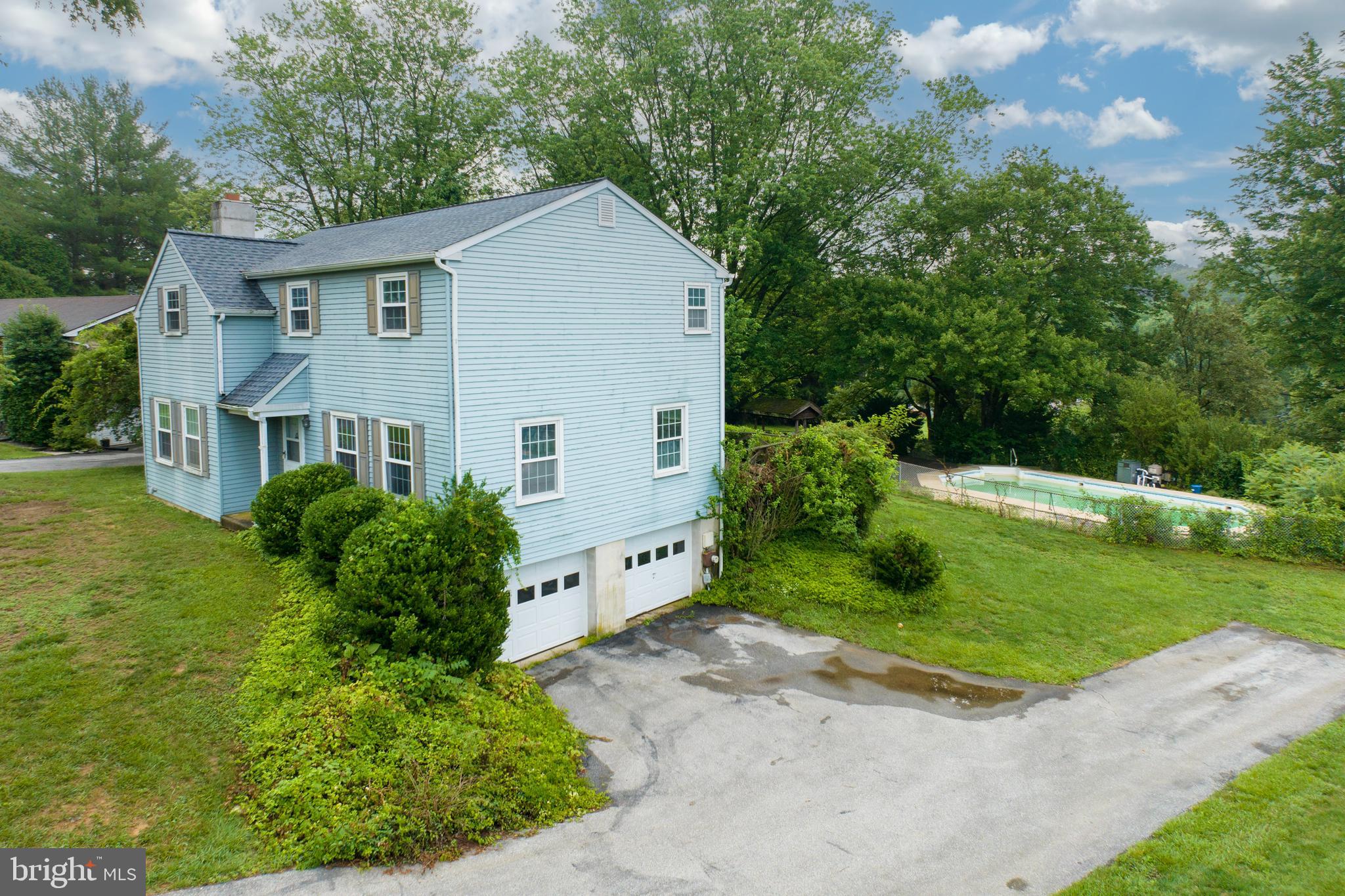1352 Ridgeview Circle Downingtown, PA 19335 - Photo 32 of 45 Gallery Image 32