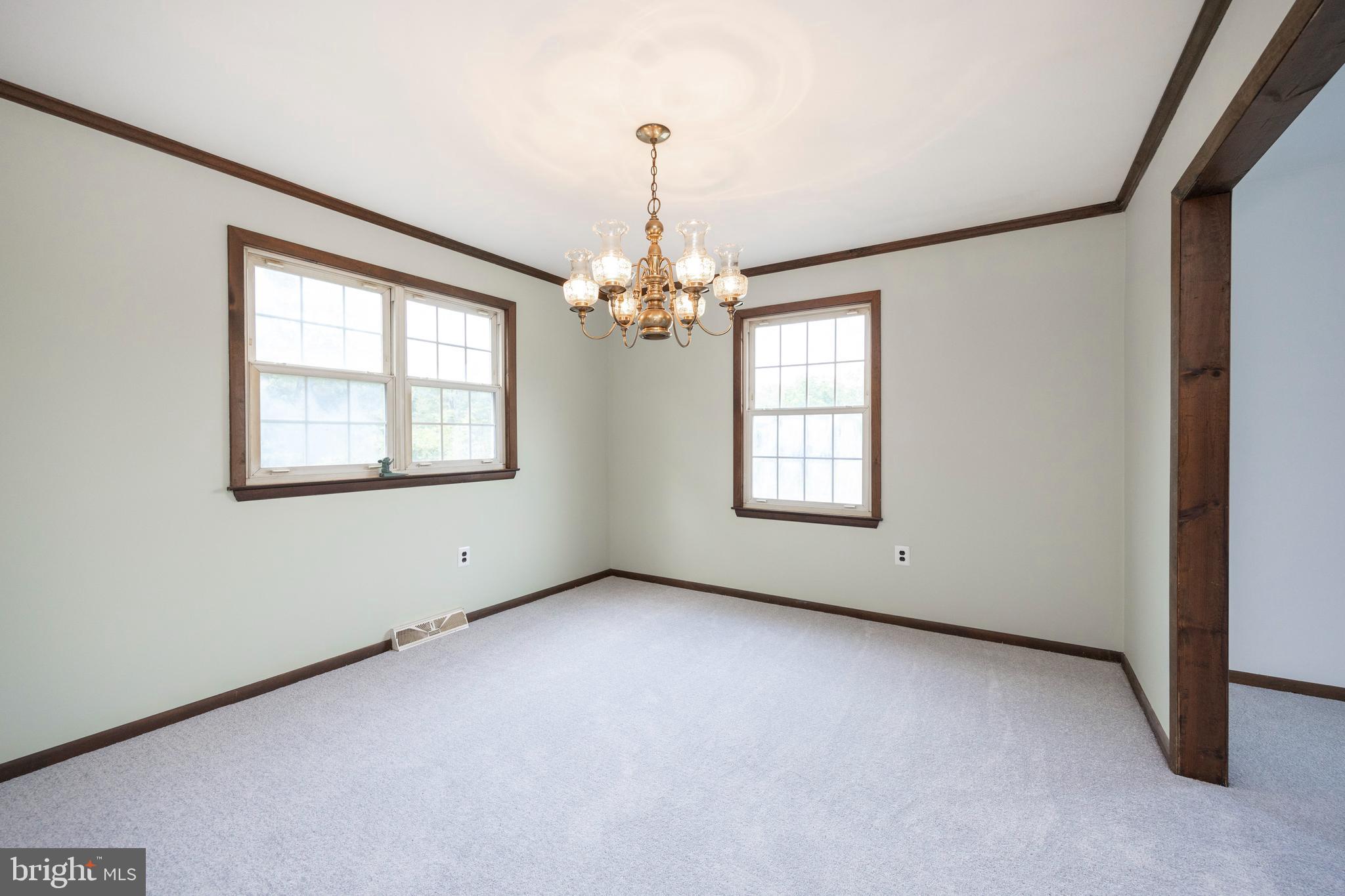 1352 Ridgeview Circle Downingtown, PA 19335 - Photo 8 of 45 Gallery Image 8