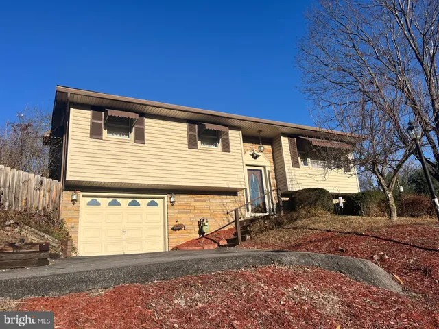 $224,900 | 716 Winifred Road, Cumberland, MD 21502