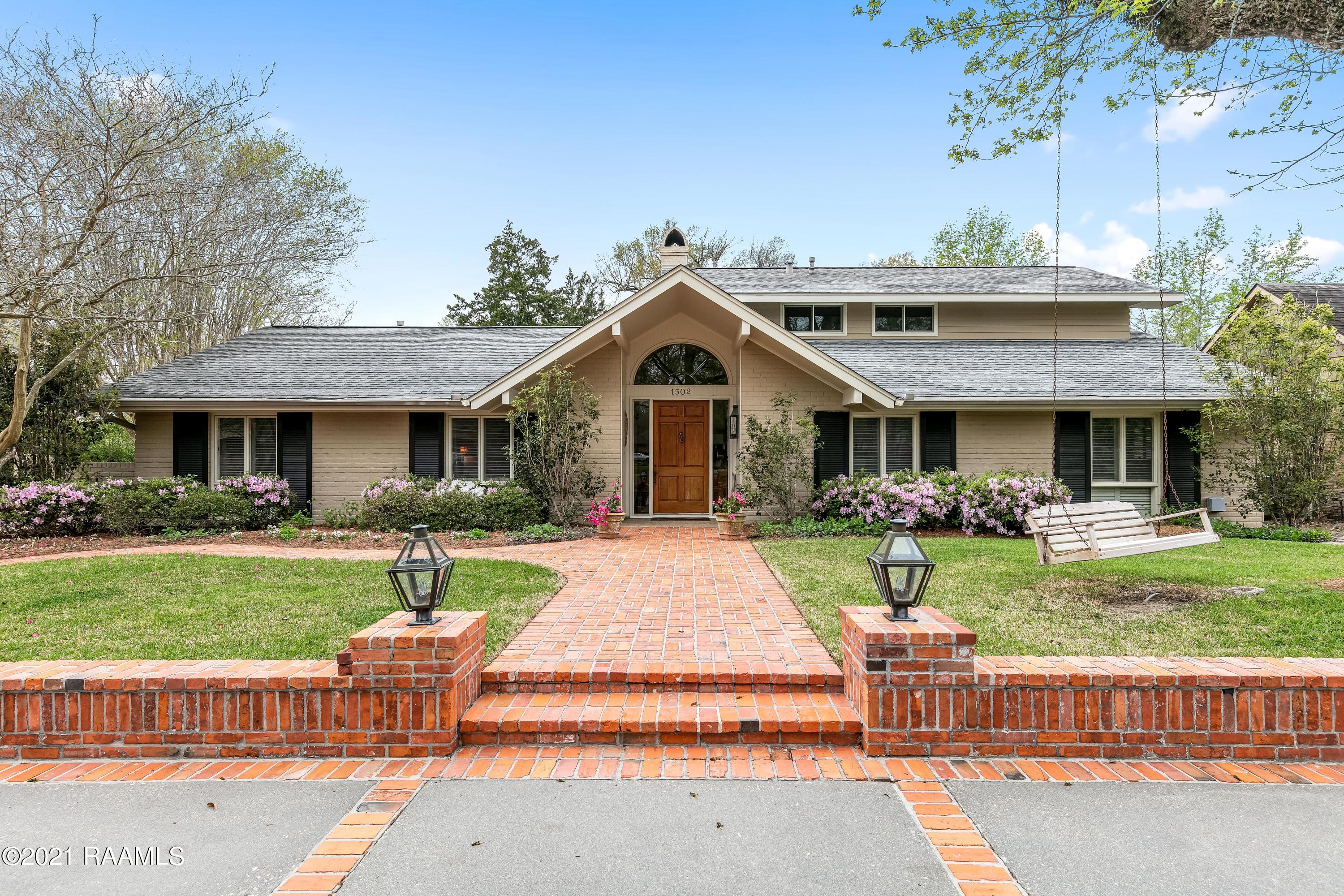 1502 Greenbriar Road Lafayette, LA 70503 - Photo 2 of 47 front
