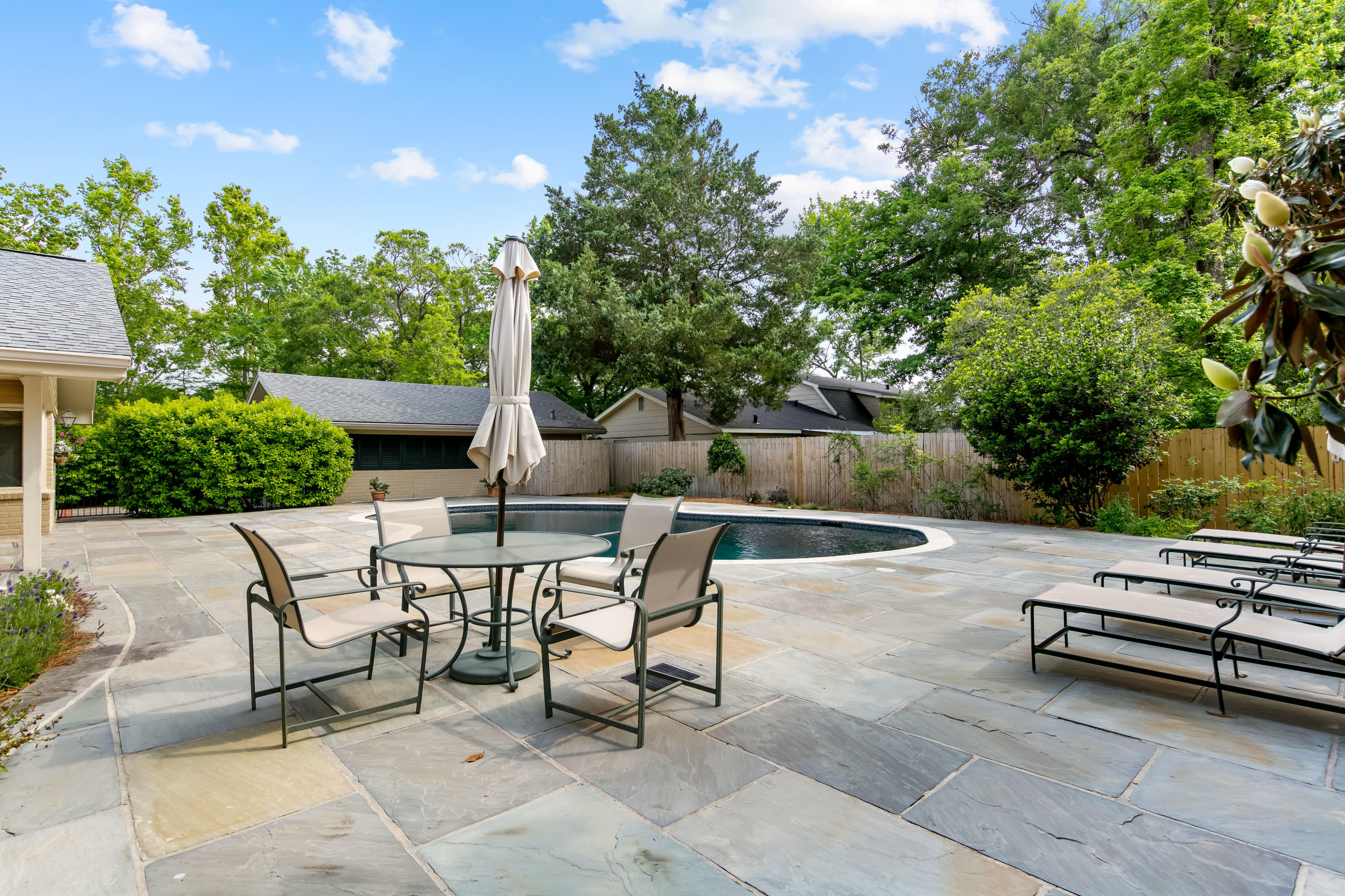 1502 Greenbriar Road Lafayette, LA 70503 - Photo 42 of 47 1Y1A7104