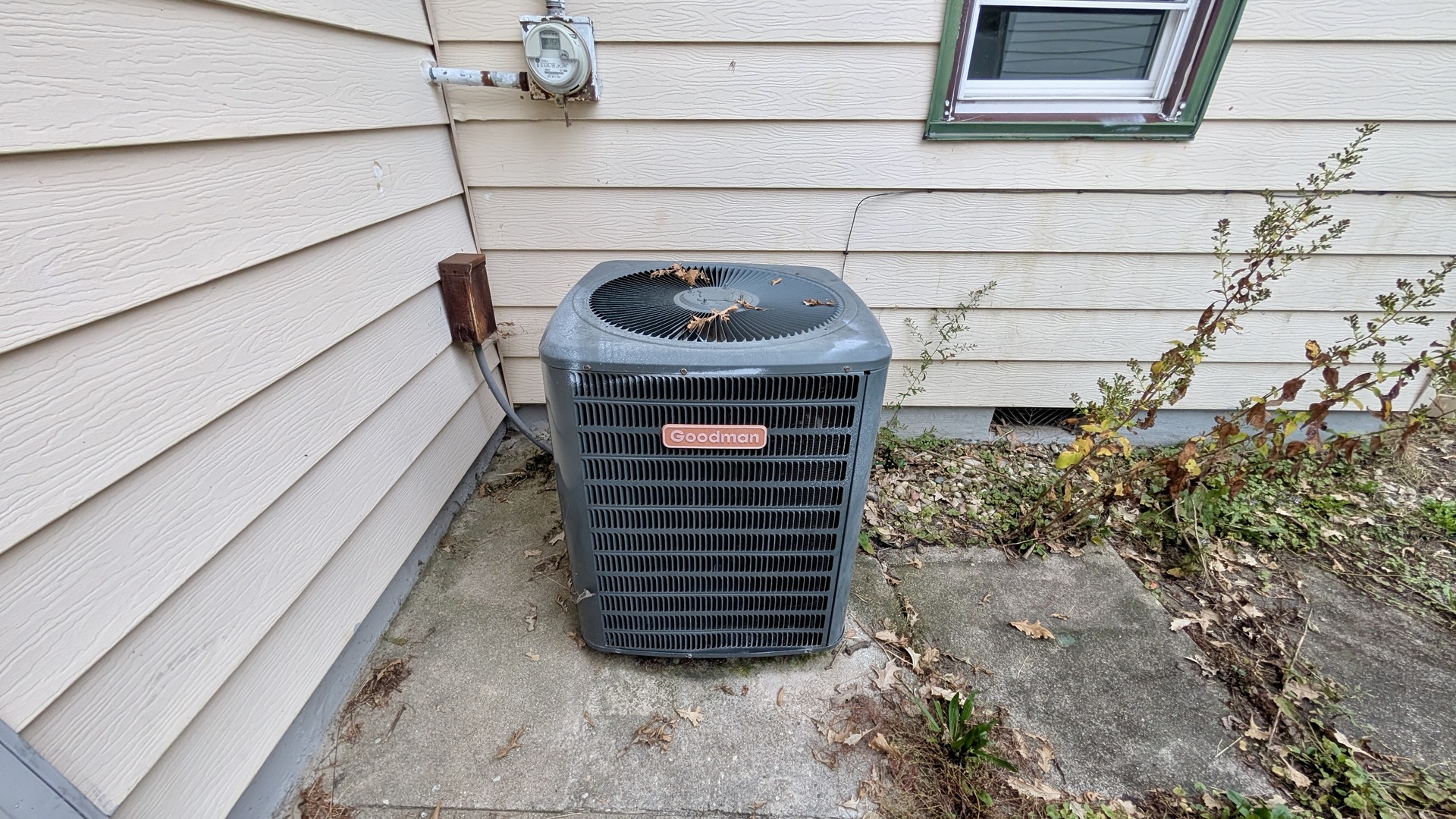 639 Wood Court Kankakee, IL 60901 - Photo 36 of 43 a view of entryway