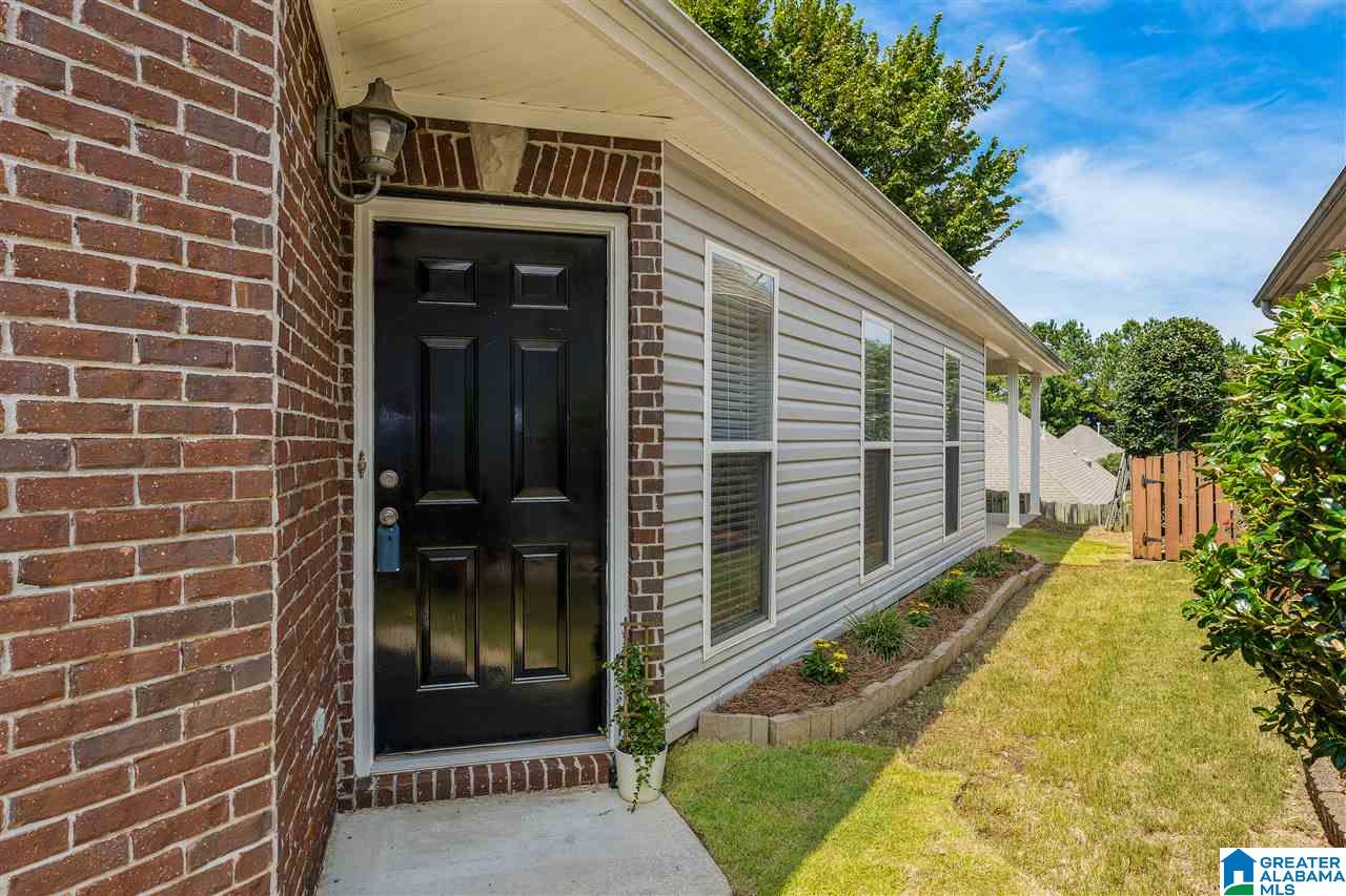111 Highview Cove Pelham, AL 35124 - Photo 4 of 24