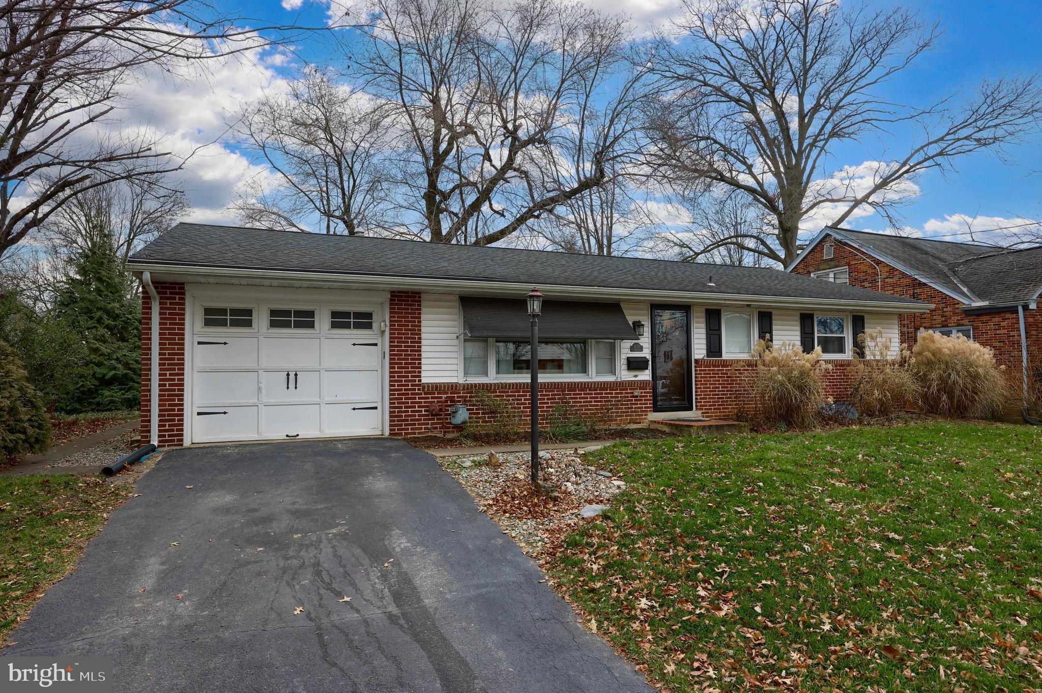 509 North Water Street Lititz, PA 17543 - Photo 2 of 29