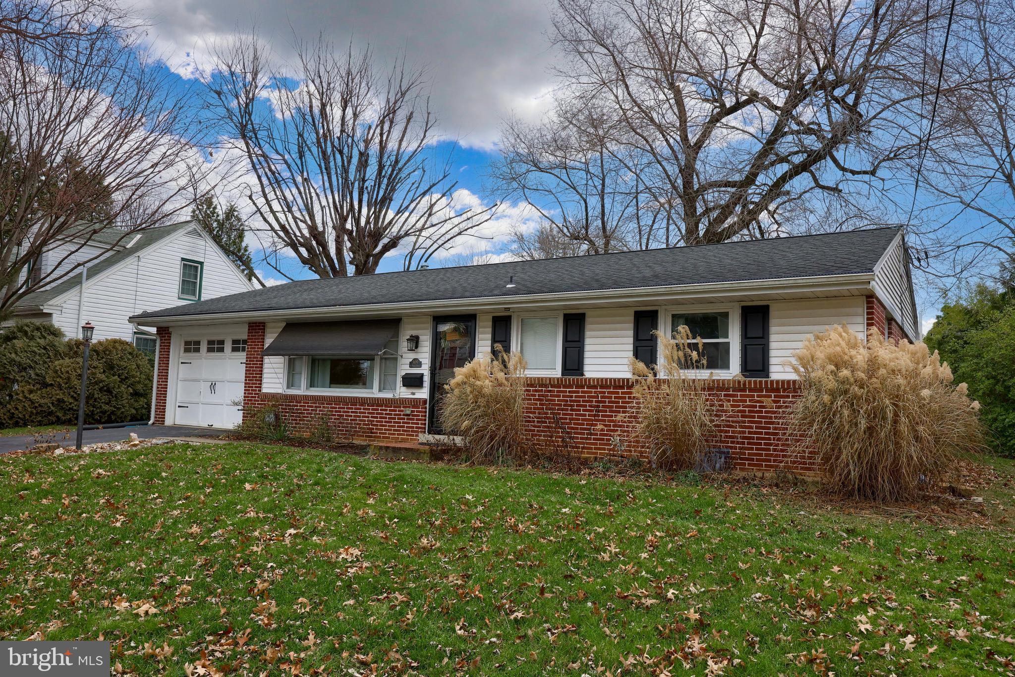 509 North Water Street Lititz, PA 17543 - Photo 3 of 29