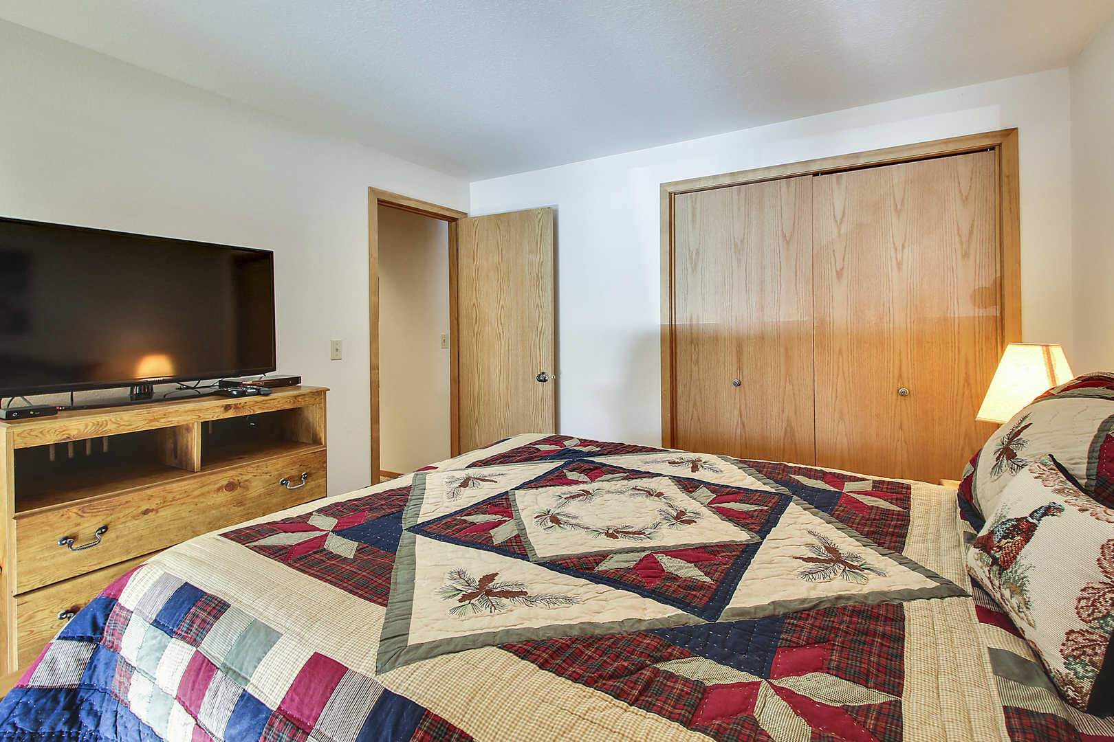17730 West Core Road Sunriver, OR 97707 - Photo 14 of 20 13