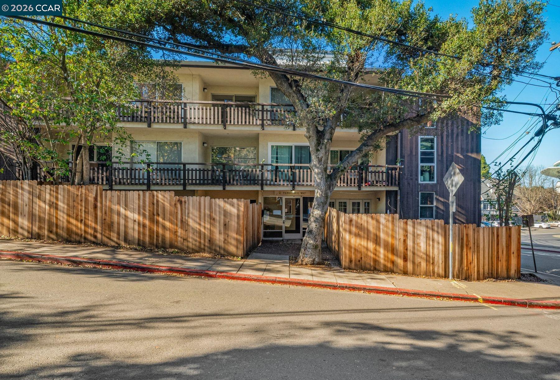 2 Panoramic Way, Unit 304 Berkeley, CA 94704 - Photo 33 of 43
