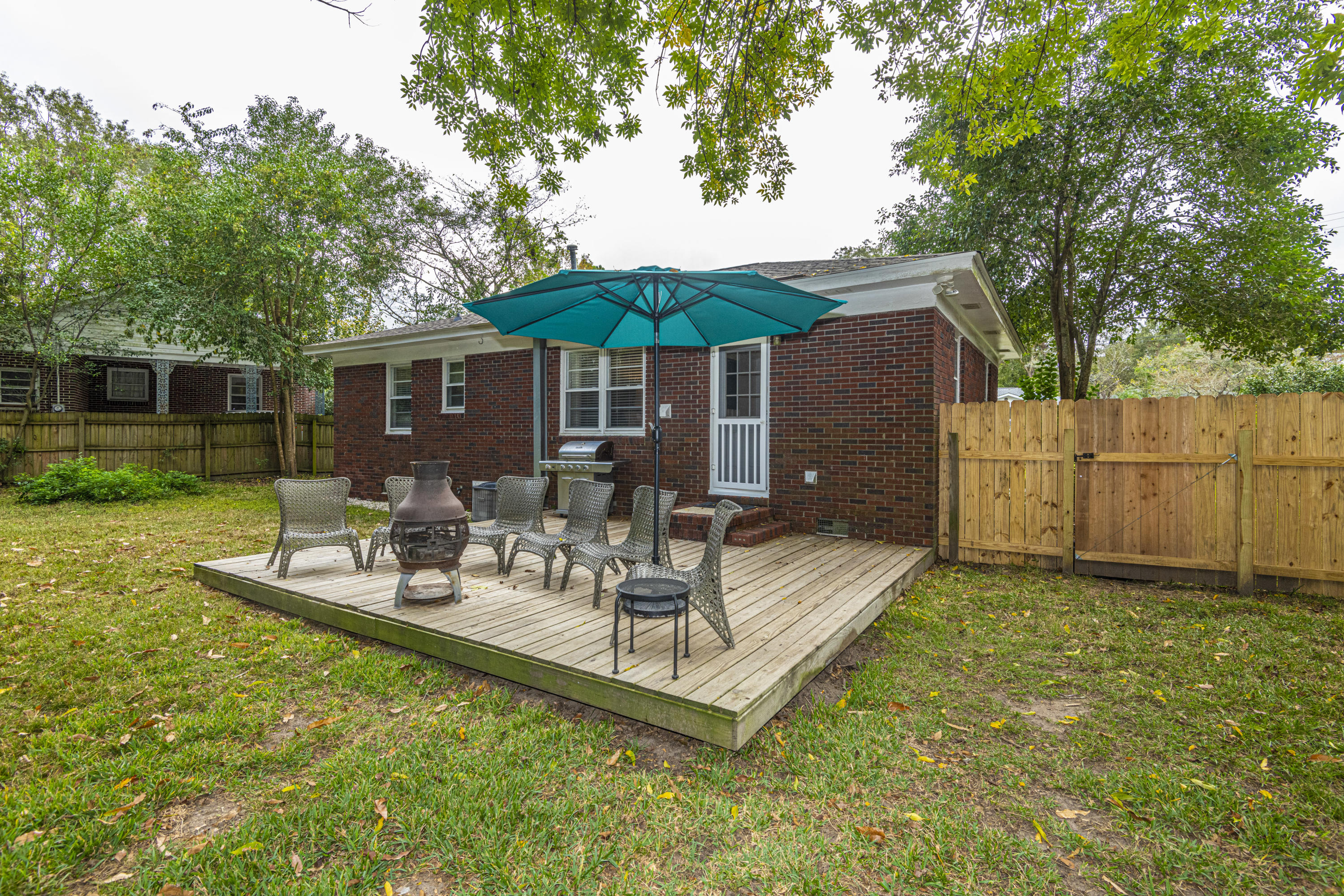 1212 Gilmore Road Charleston, SC 29407 - Photo 27 of 36 Back