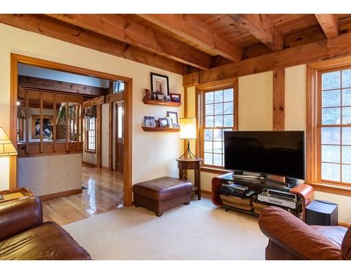 7 Montgomery Road Southampton, MA 01073 - Photo 12 of 30 Gallery Image 12
