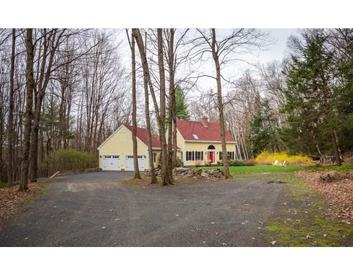 7 Montgomery Road Southampton, MA 01073 - Photo 2 of 30 Gallery Image 2