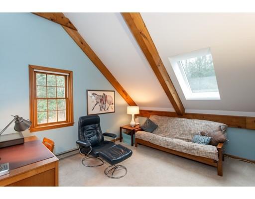 7 Montgomery Road Southampton, MA 01073 - Photo 24 of 30 Gallery Image 24