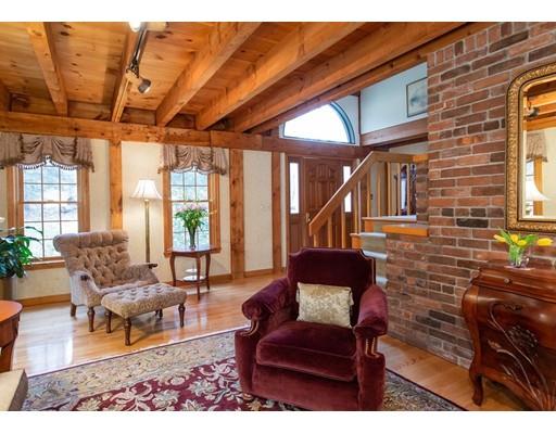 7 Montgomery Road Southampton, MA 01073 - Photo 3 of 30 Gallery Image 3