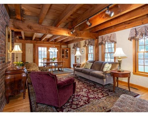 7 Montgomery Road Southampton, MA 01073 - Photo 5 of 30 Gallery Image 5