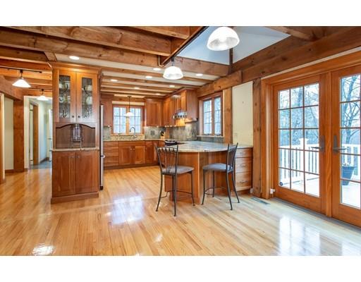 7 Montgomery Road Southampton, MA 01073 - Photo 8 of 30 Gallery Image 8