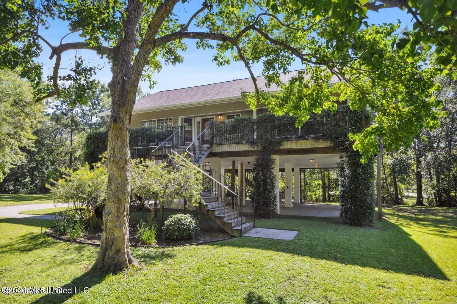 12216 Sandy Hook Lane Gulfport, MS 39503 - Photo 5 of 18 20220728183528987375000000-o