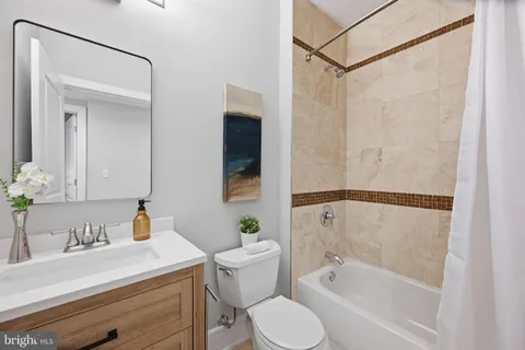 $715,000 | 1654 Euclid Street Northwest, Unit 104, Washington, DC 20009