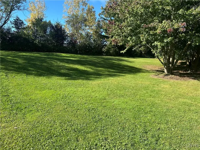 $334,900 | 5792 East Seneca Turnpike, Onondaga, NY 13078