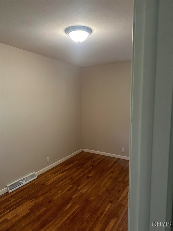 5792 East Seneca Turnpike Onondaga, NY 13078 - Photo 10 of 17